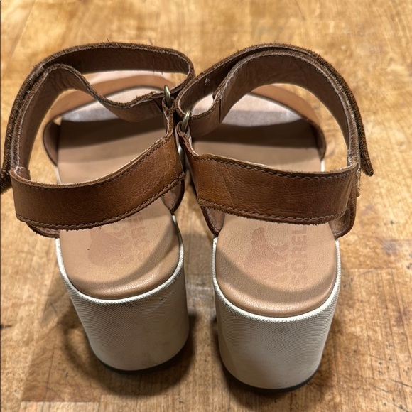 Sorel Wedges - Picture 3 of 6